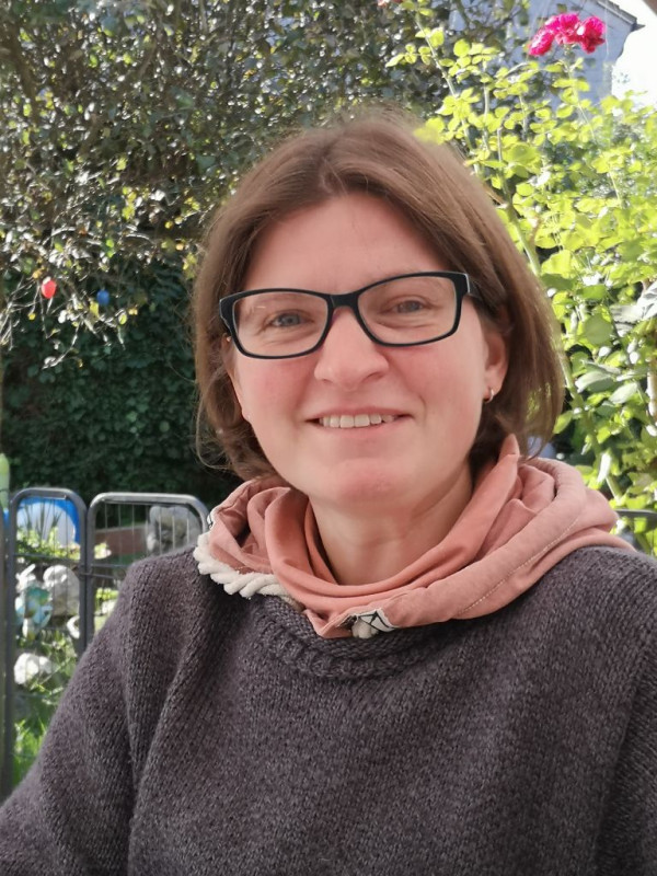 Stefanie Hoeldtke Stefanie Hoeldtke